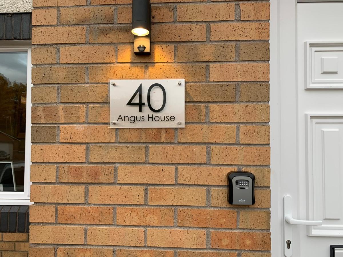 パース Angus Houseヴィラ エクステリア 写真